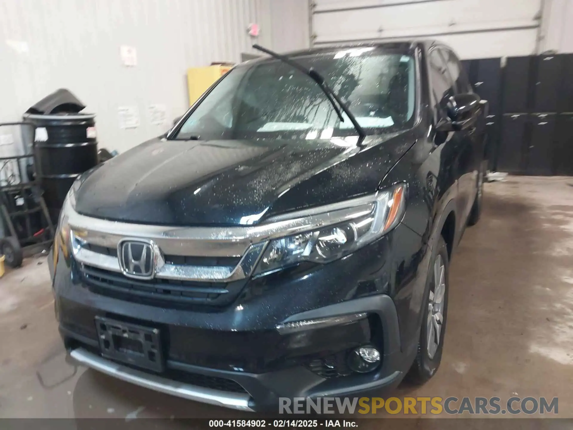 2 Photograph of a damaged car 5FNYF6H55LB003048 HONDA PILOT 2020