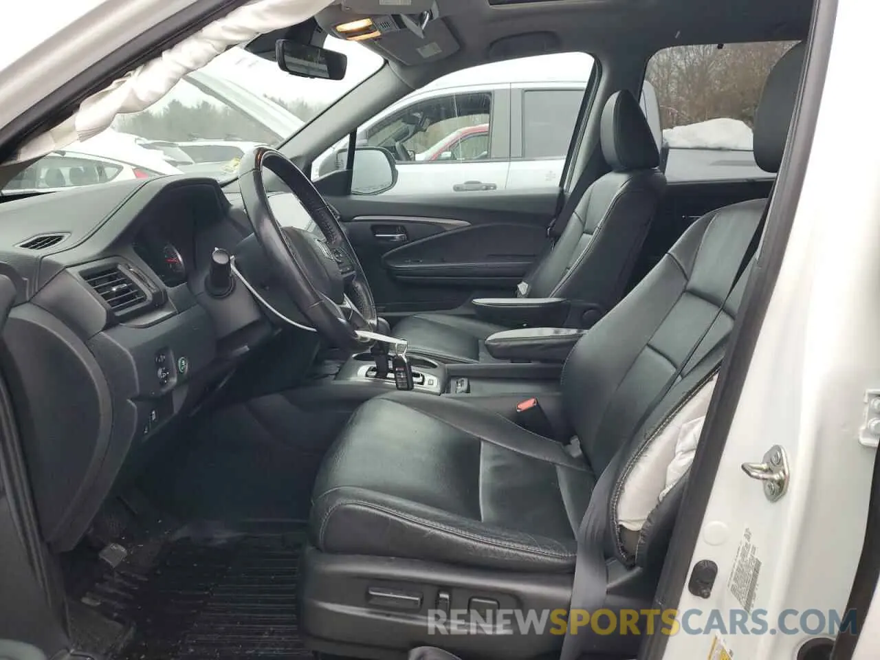 7 Photograph of a damaged car 5FNYF6H55LB067350 HONDA PILOT 2020
