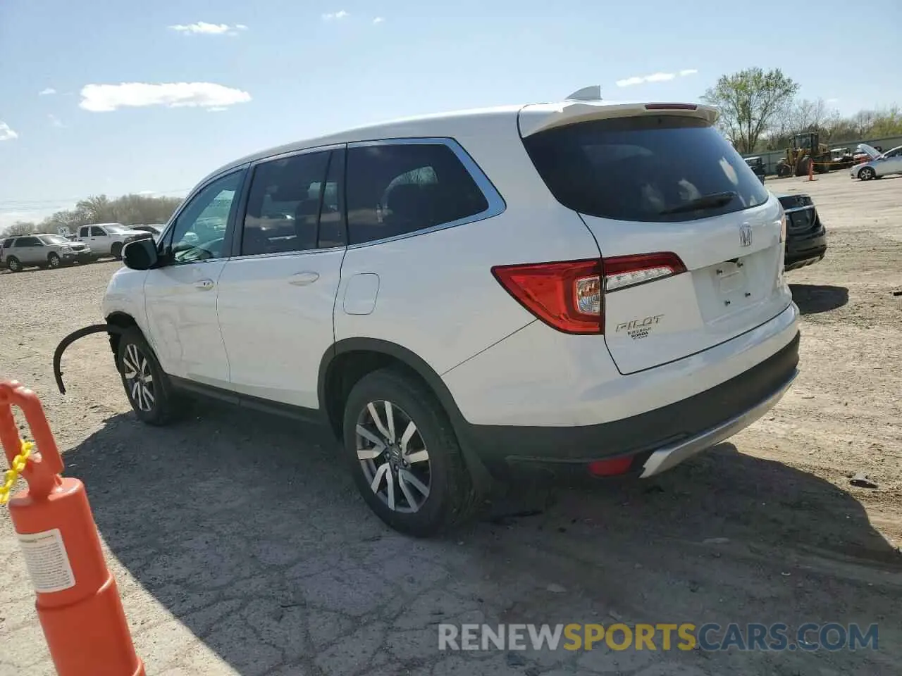 2 Photograph of a damaged car 5FNYF6H56LB000305 HONDA PILOT 2020