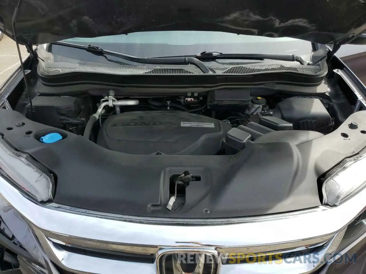 13 Photograph of a damaged car 5FNYF6H56LB008484 HONDA PILOT 2020