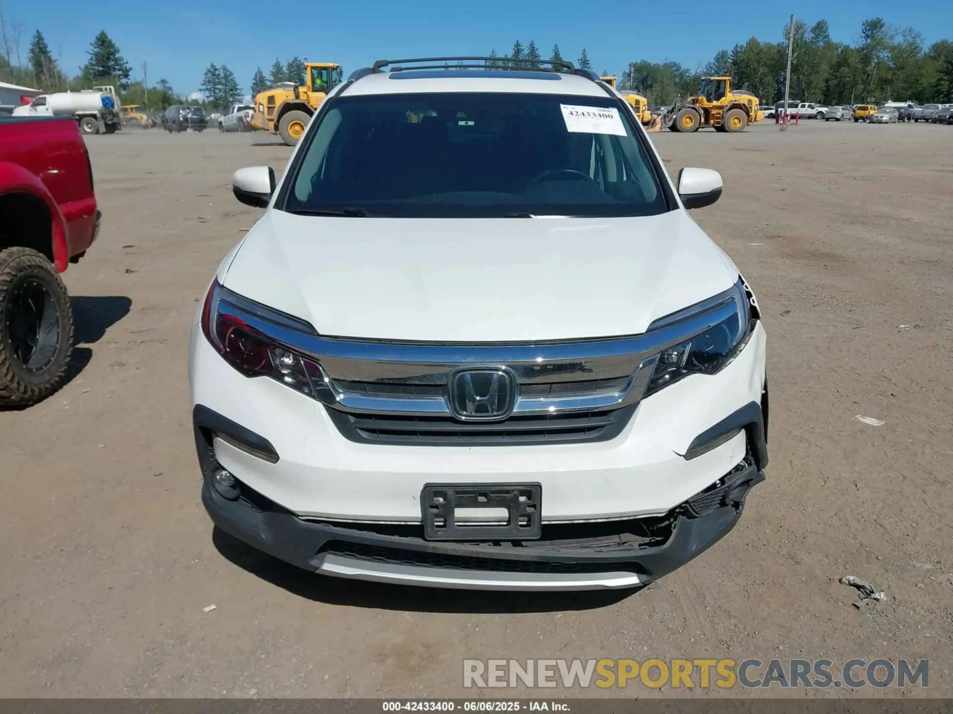 12 Photograph of a damaged car 5FNYF6H56LB010316 HONDA PILOT 2020