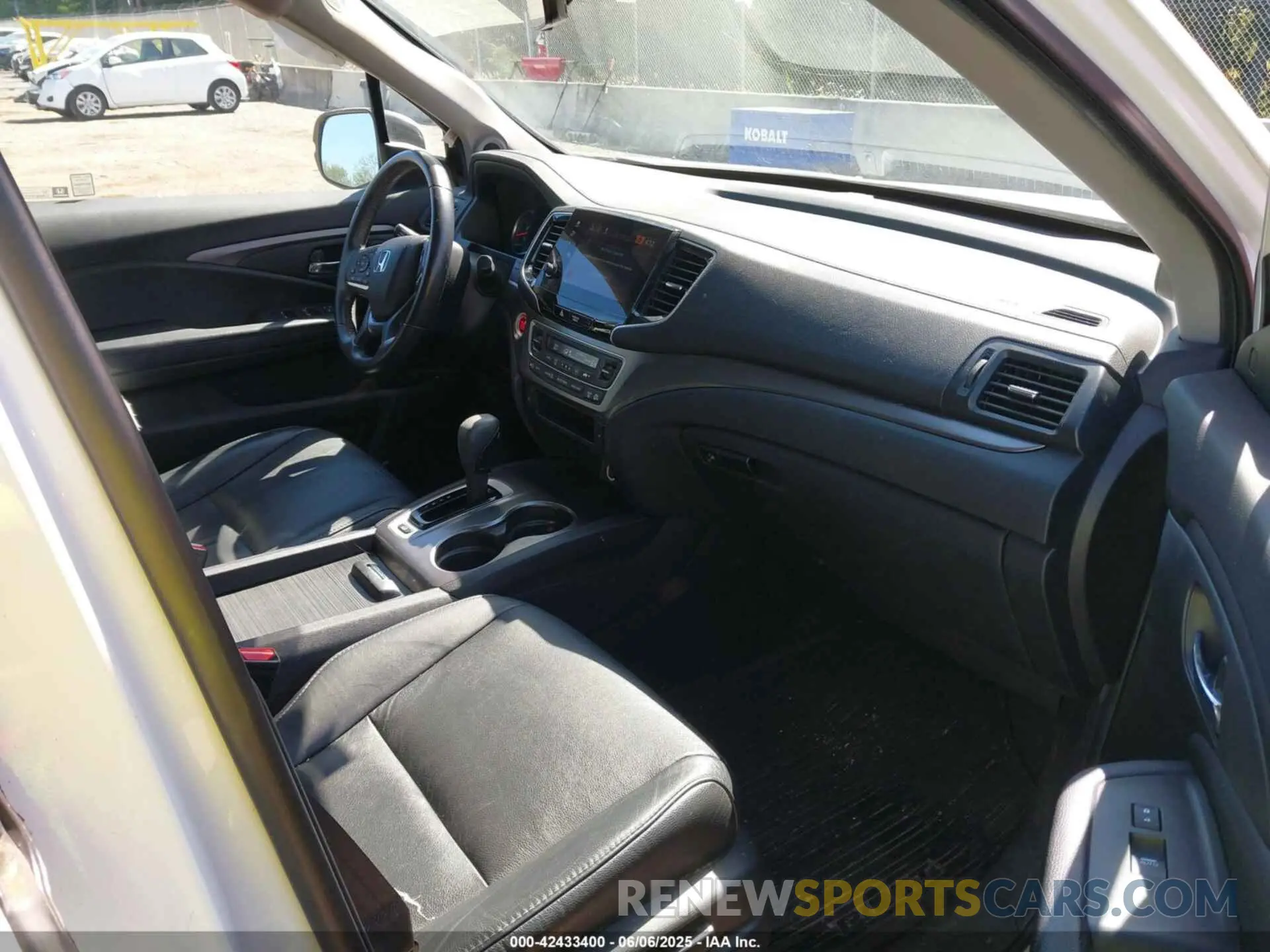 5 Photograph of a damaged car 5FNYF6H56LB010316 HONDA PILOT 2020