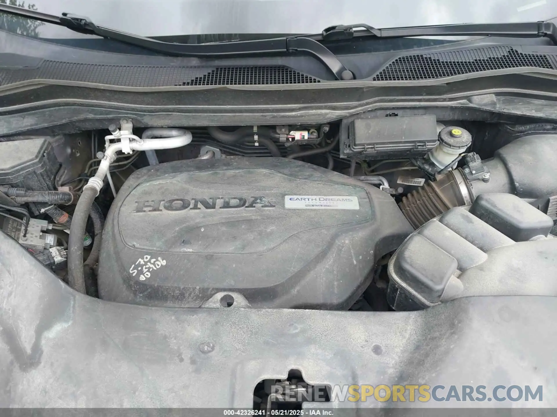 10 Photograph of a damaged car 5FNYF6H56LB044126 HONDA PILOT 2020