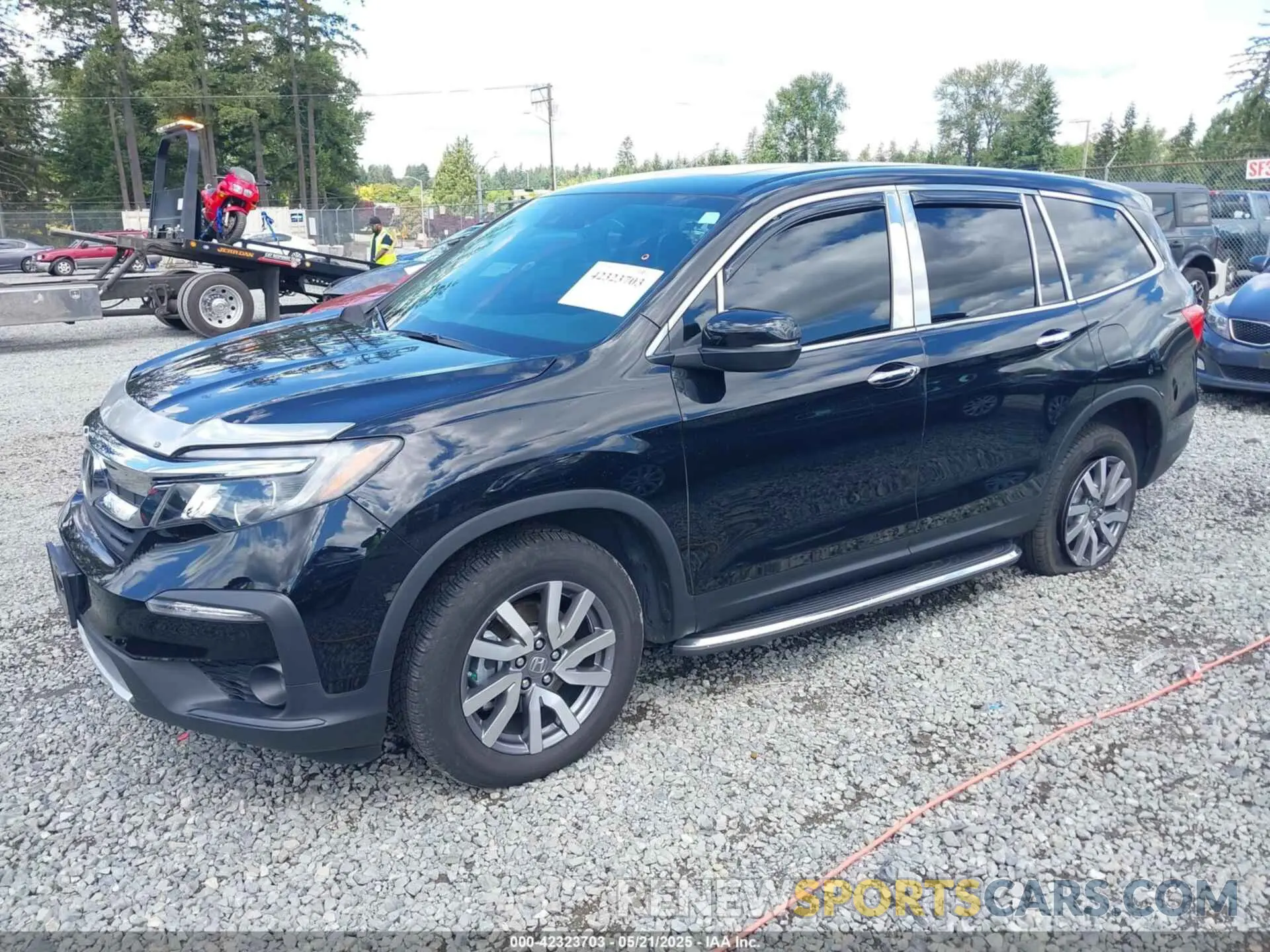2 Photograph of a damaged car 5FNYF6H57LB009398 HONDA PILOT 2020