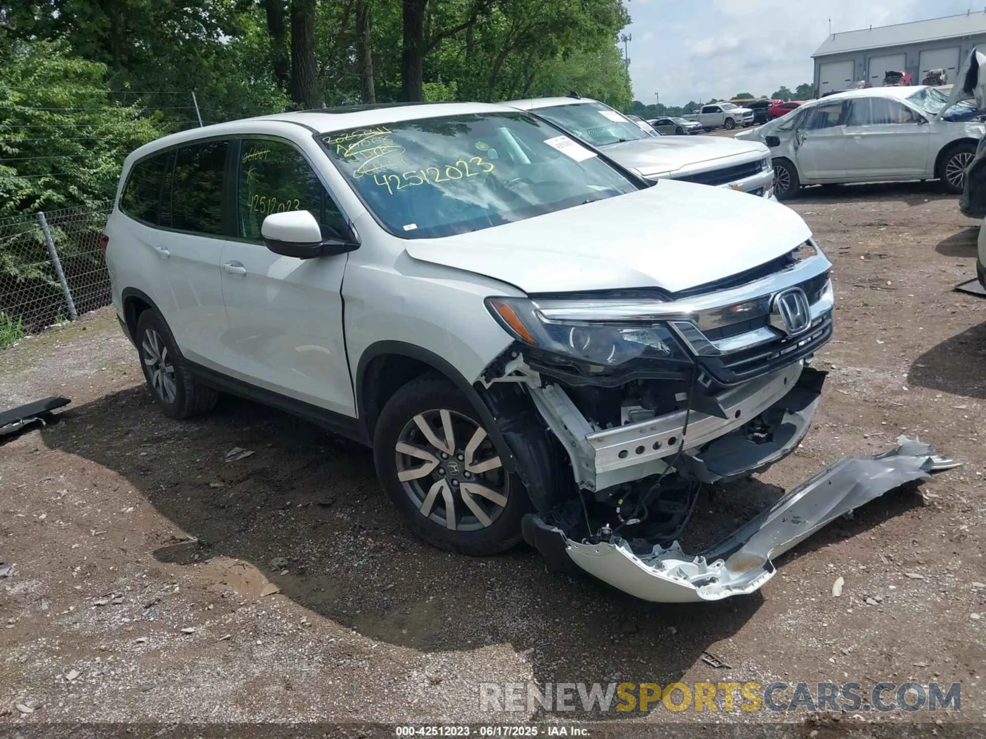 1 Photograph of a damaged car 5FNYF6H57LB061064 HONDA PILOT 2020
