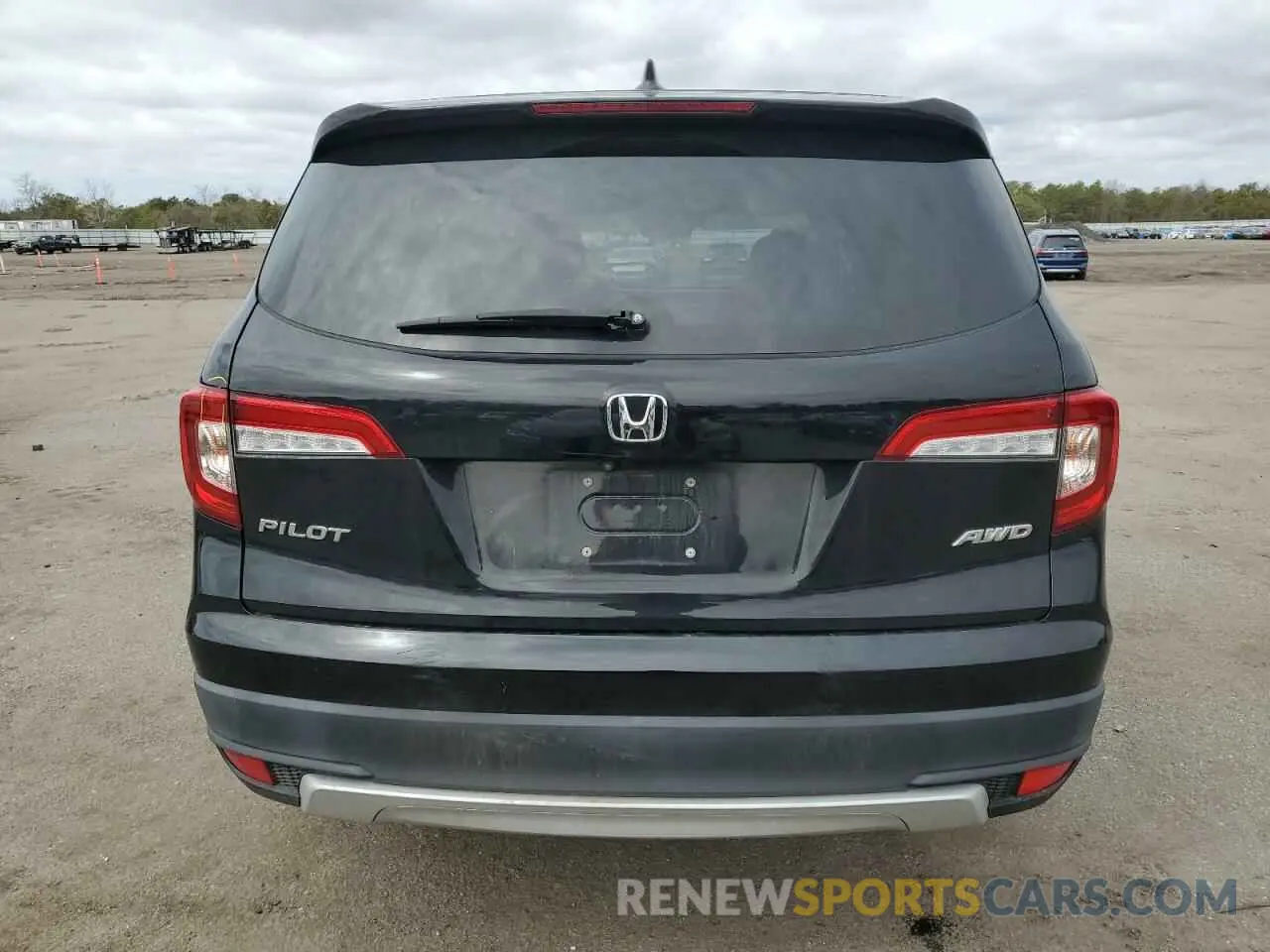 6 Photograph of a damaged car 5FNYF6H57LB068676 HONDA PILOT 2020