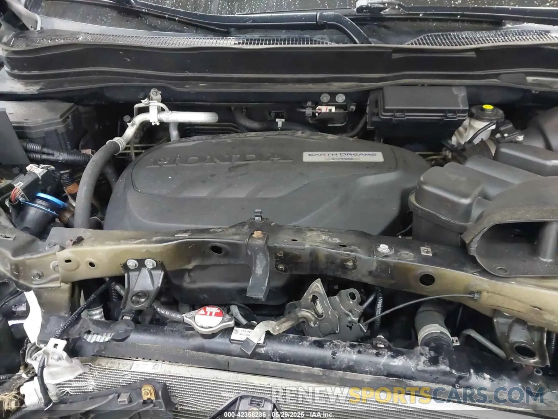 10 Photograph of a damaged car 5FNYF6H58LB061994 HONDA PILOT 2020