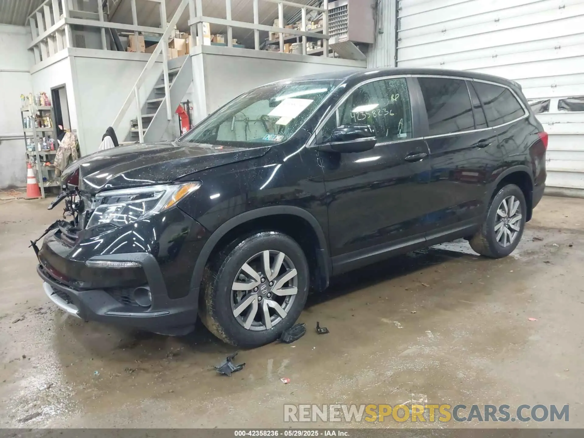 2 Photograph of a damaged car 5FNYF6H58LB061994 HONDA PILOT 2020