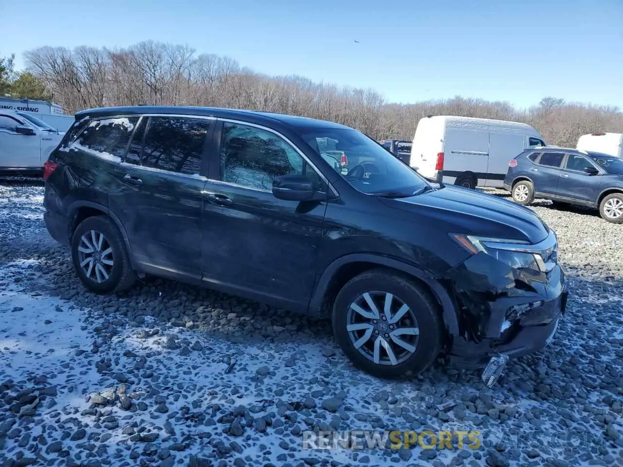 4 Photograph of a damaged car 5FNYF6H59LB013033 HONDA PILOT 2020