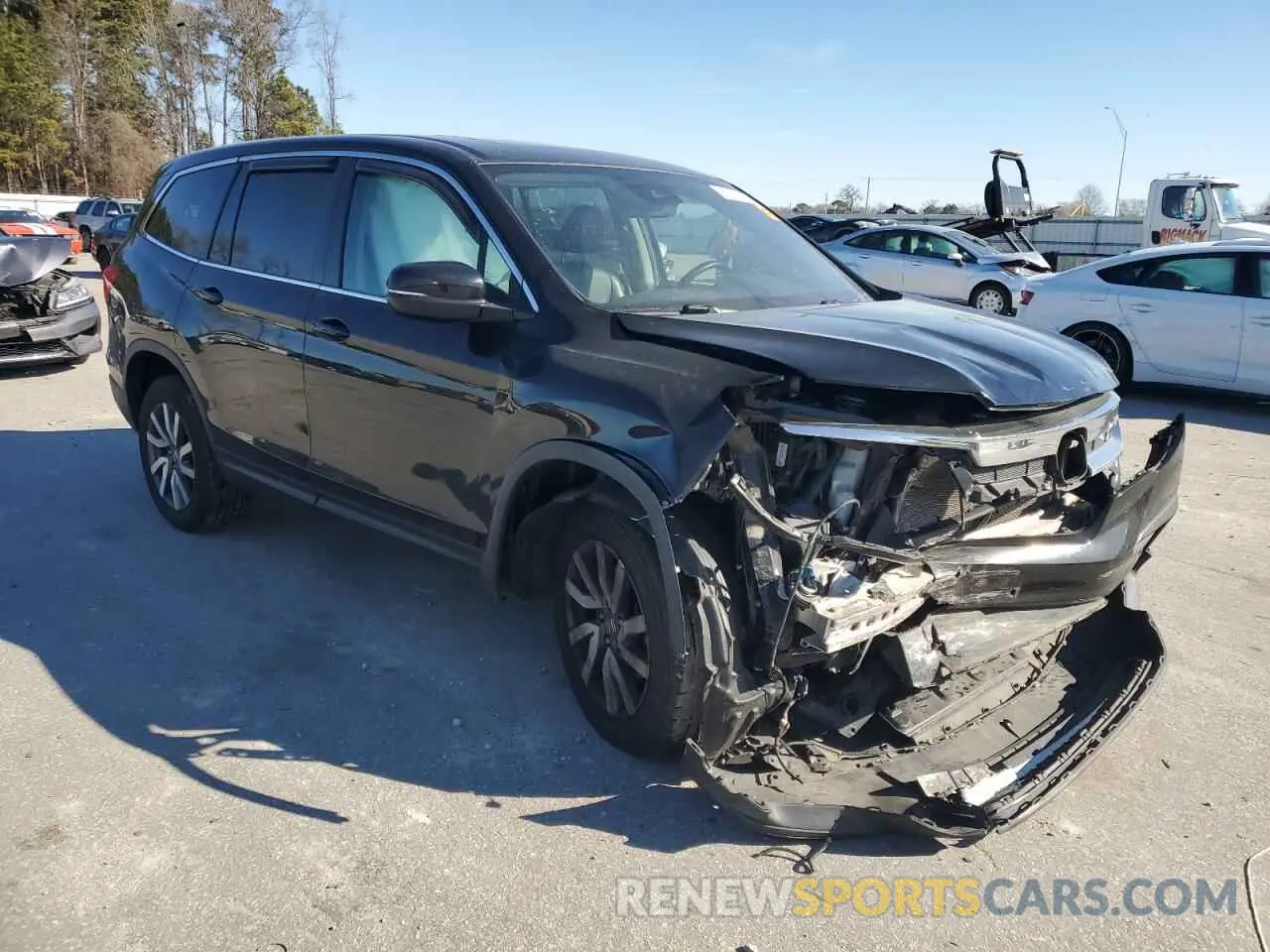 4 Photograph of a damaged car 5FNYF6H59LB035050 HONDA PILOT 2020