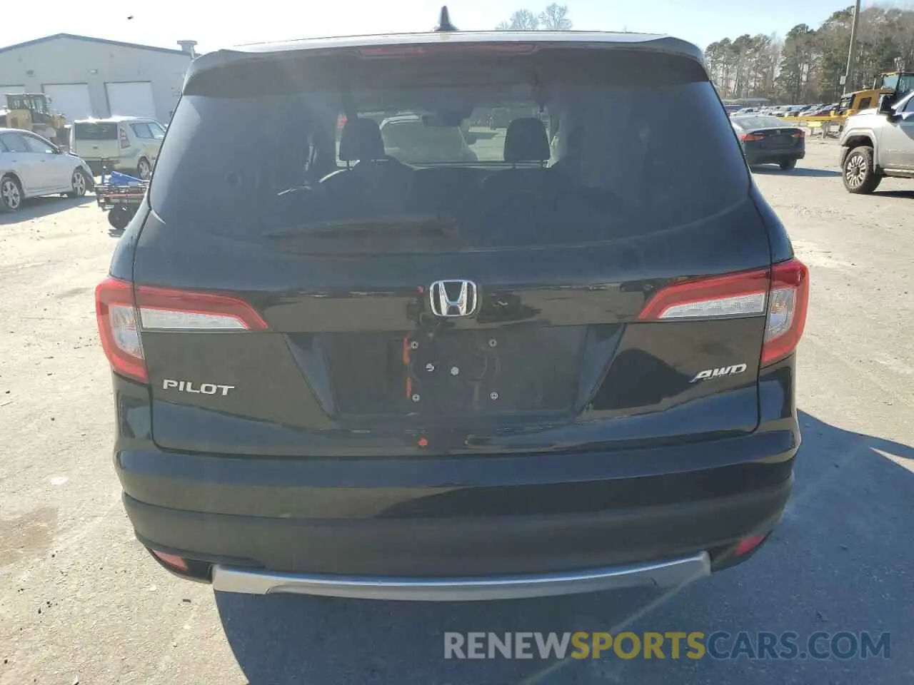 6 Photograph of a damaged car 5FNYF6H59LB035050 HONDA PILOT 2020