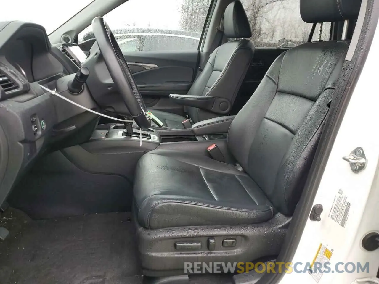 7 Photograph of a damaged car 5FNYF6H59LB066718 HONDA PILOT 2020