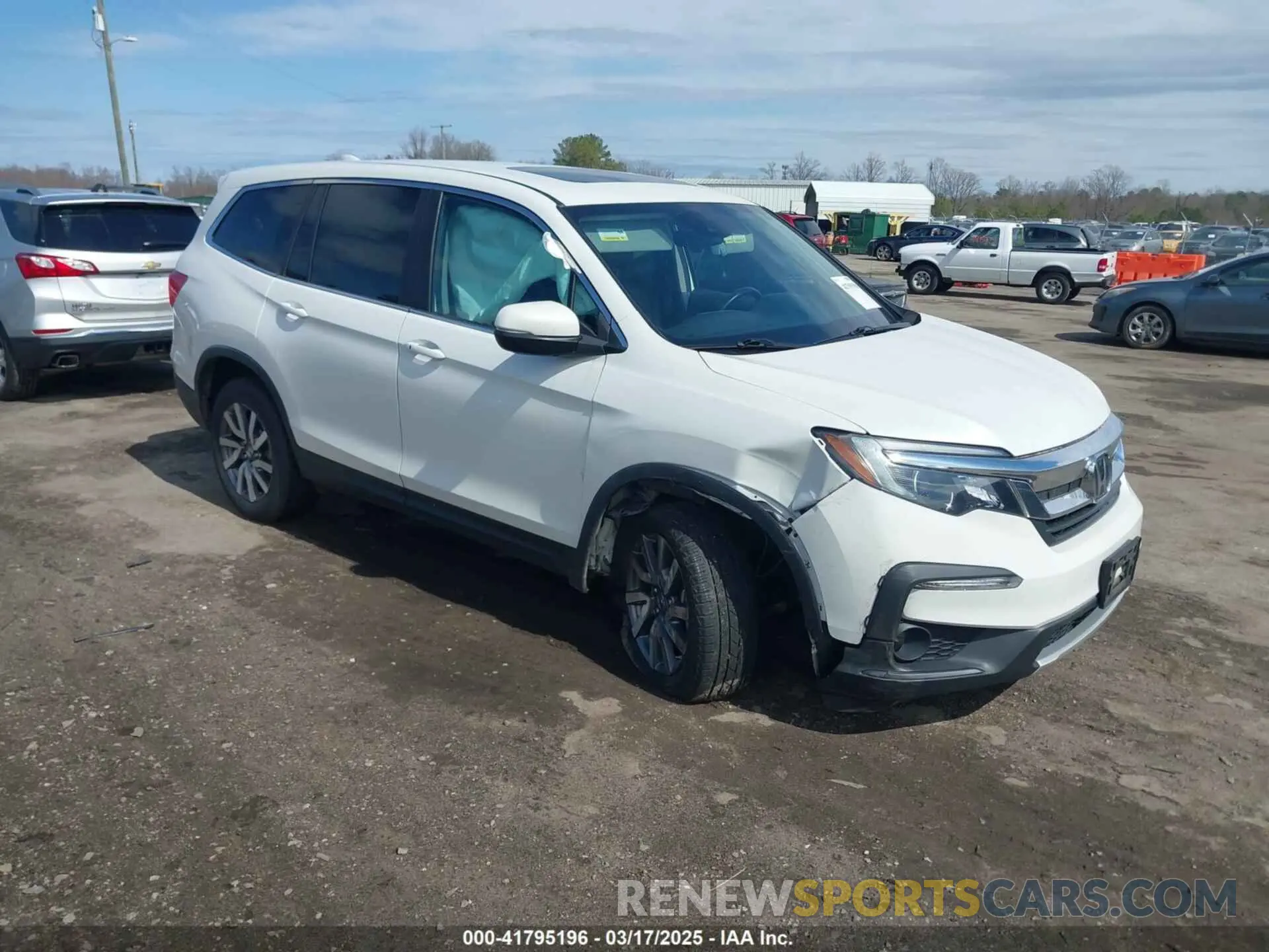 1 Photograph of a damaged car 5FNYF6H59LB068310 HONDA PILOT 2020