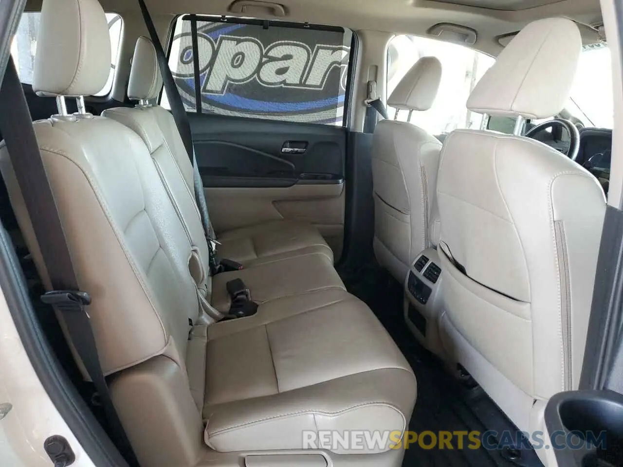 11 Photograph of a damaged car 5FNYF6H5XLB030245 HONDA PILOT 2020