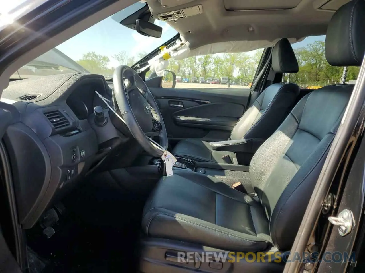 7 Photograph of a damaged car 5FNYF6H64LB020948 HONDA PILOT 2020