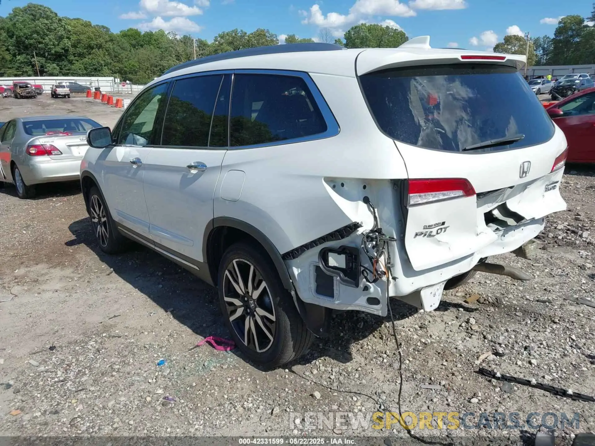 3 Photograph of a damaged car 5FNYF6H65LB062349 HONDA PILOT 2020