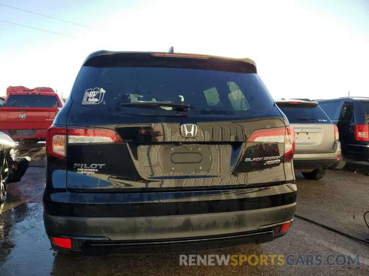 6 Photograph of a damaged car 5FNYF6H73LB061628 HONDA PILOT 2020