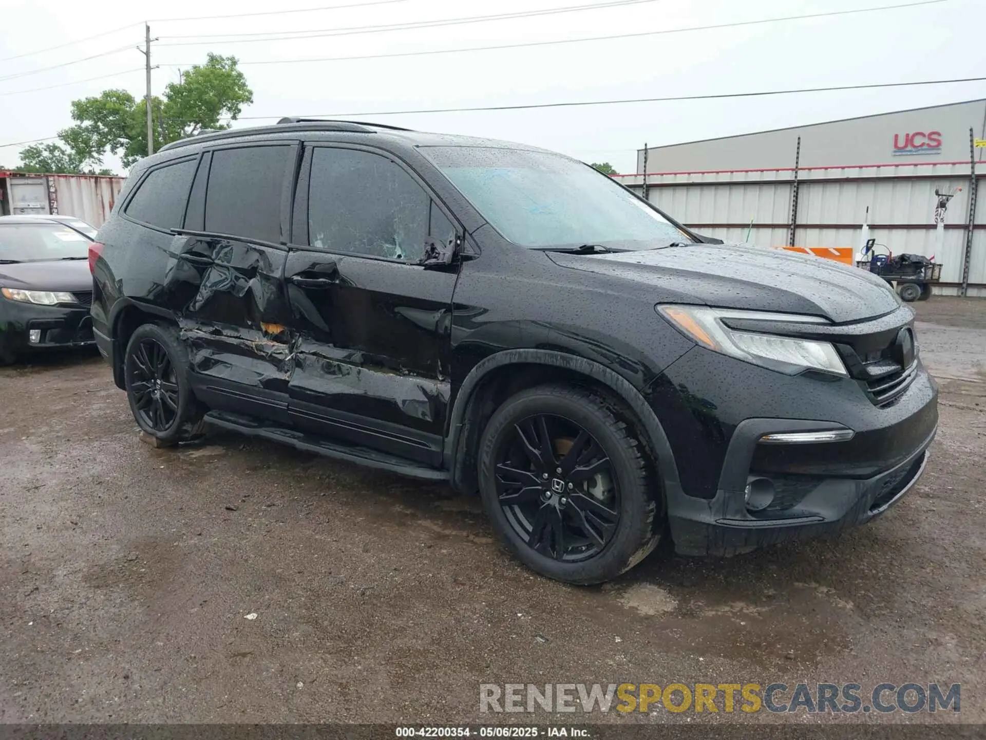1 Photograph of a damaged car 5FNYF6H74LB007108 HONDA PILOT 2020