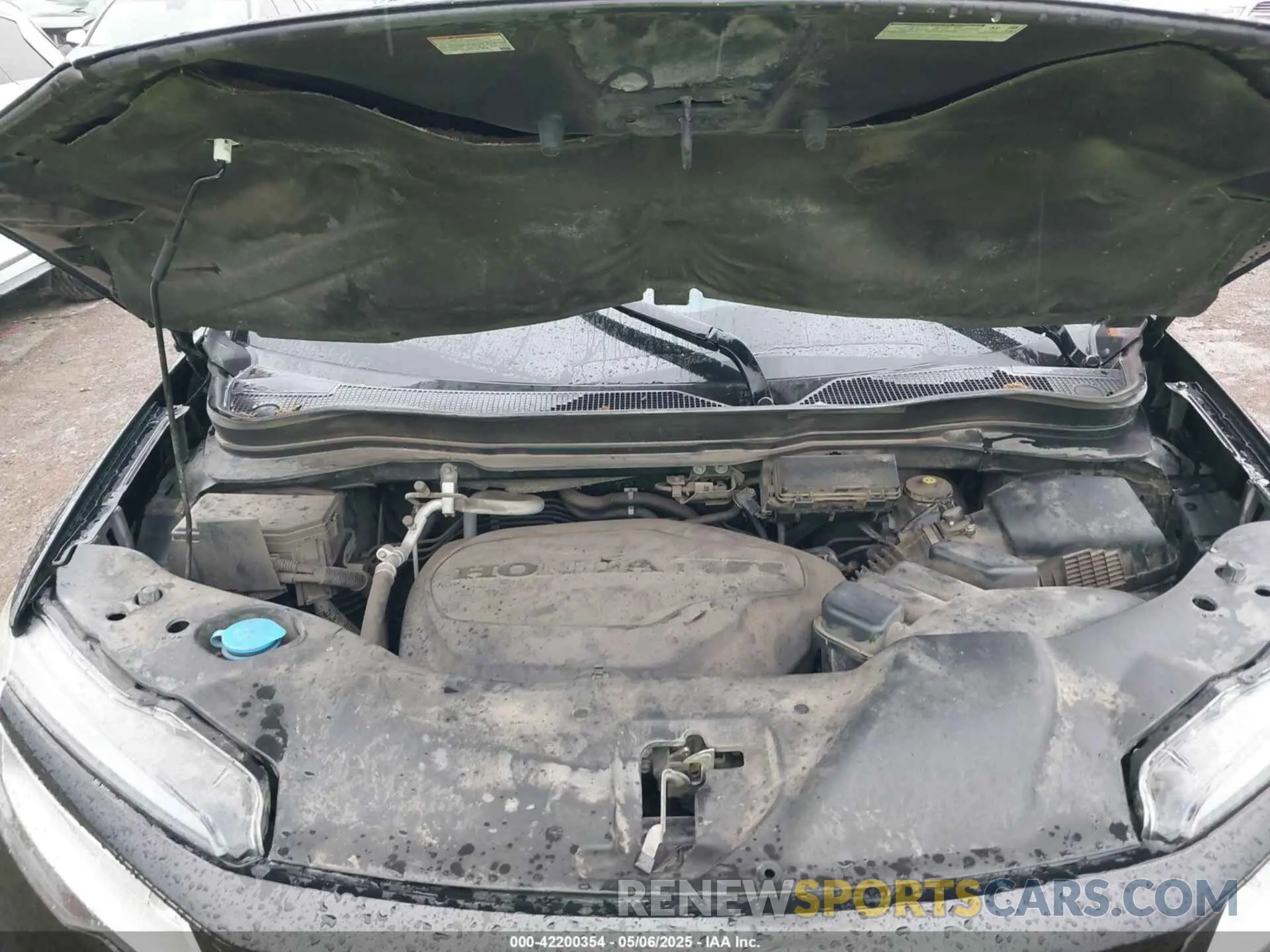 10 Photograph of a damaged car 5FNYF6H74LB007108 HONDA PILOT 2020