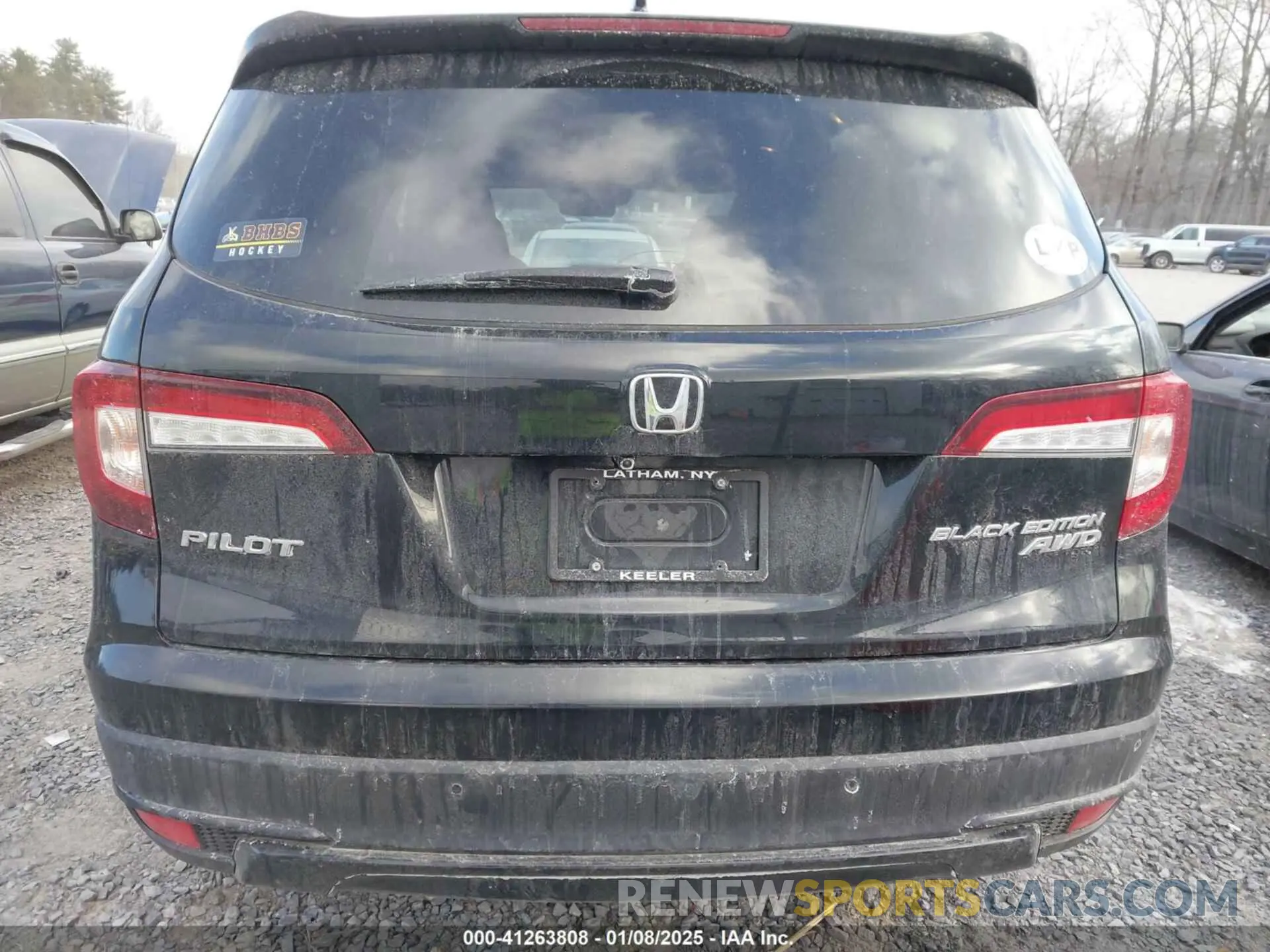 16 Photograph of a damaged car 5FNYF6H76LB033189 HONDA PILOT 2020