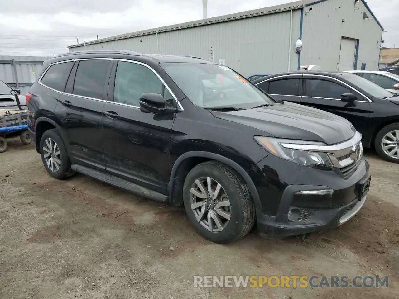 4 Photograph of a damaged car 5FNYF6H79LB503960 HONDA PILOT 2020