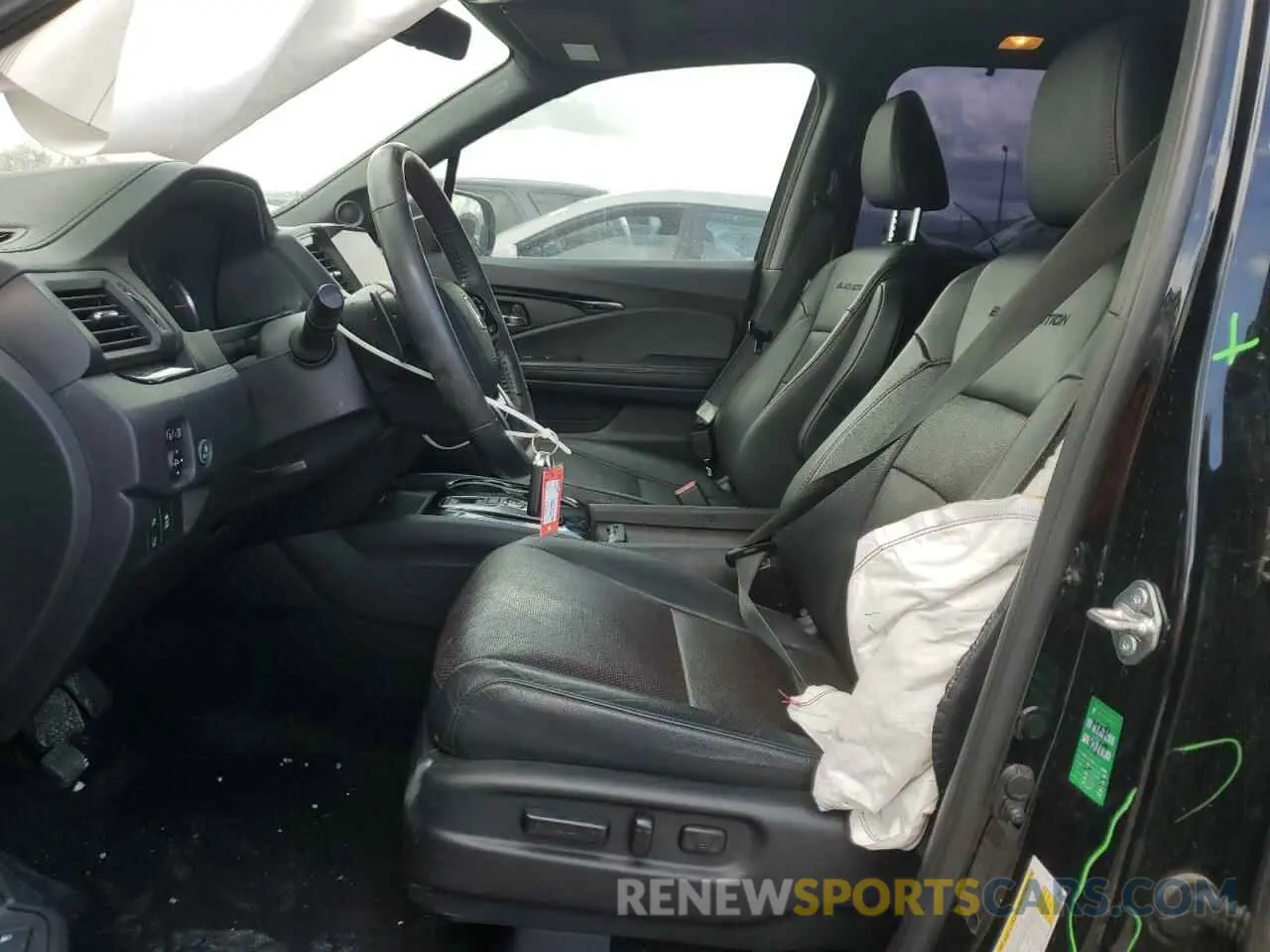 7 Photograph of a damaged car 5FNYF6H7XLB001054 HONDA PILOT 2020