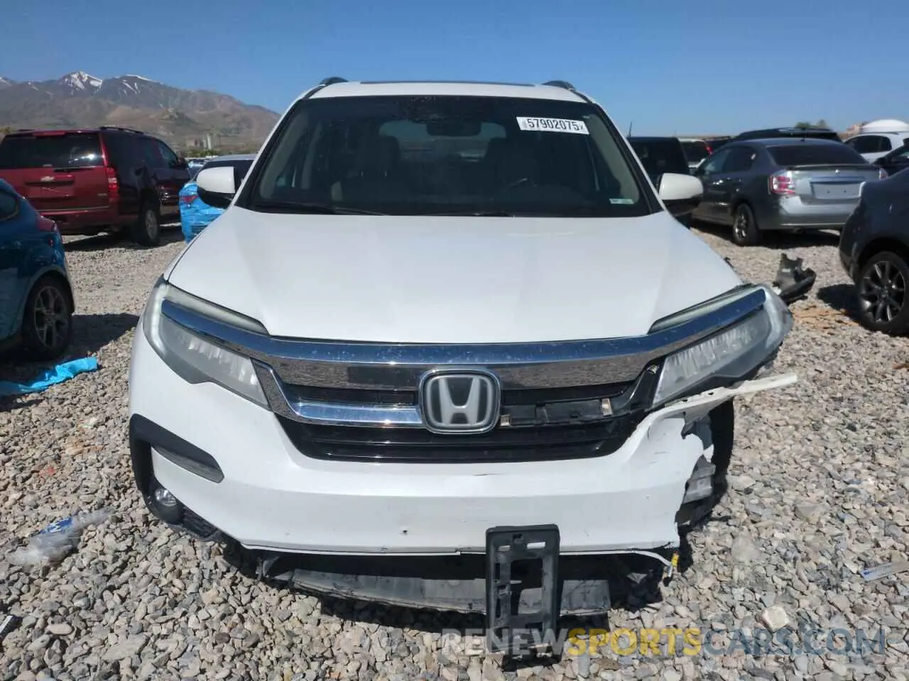 5 Photograph of a damaged car 5FNYF6H91LB001378 HONDA PILOT 2020