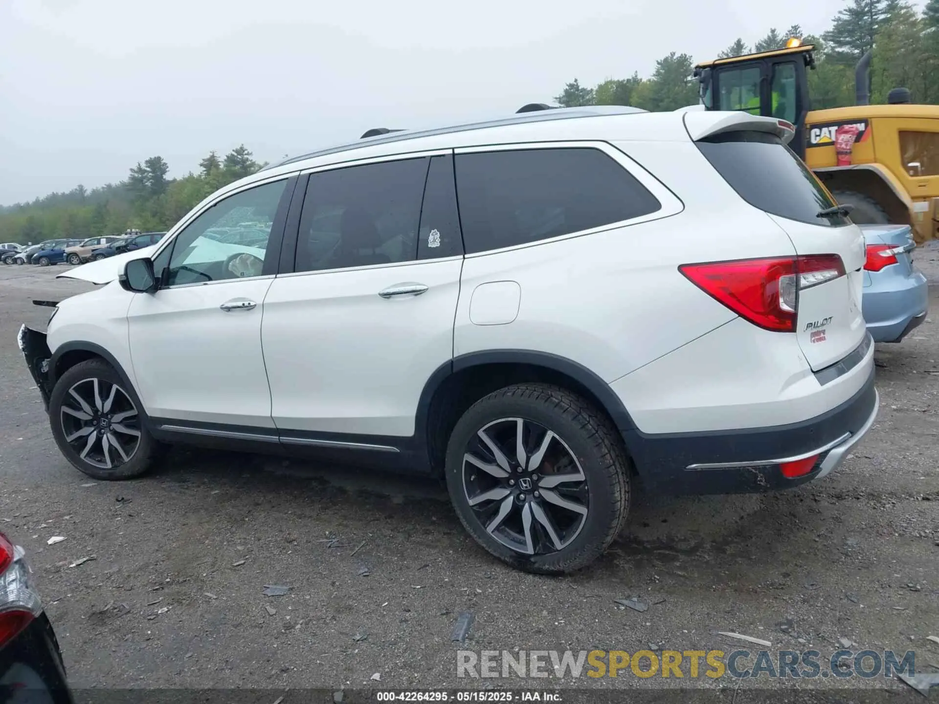 14 Photograph of a damaged car 5FNYF6H91LB006144 HONDA PILOT 2020