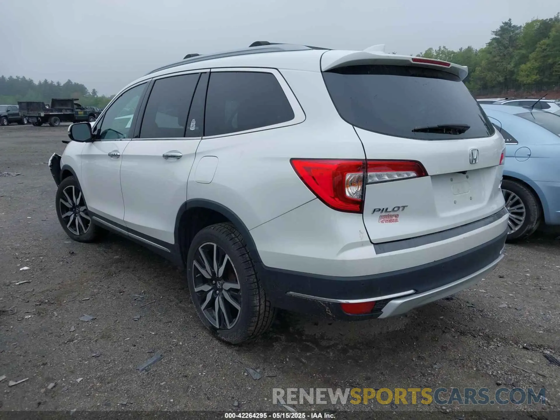 3 Photograph of a damaged car 5FNYF6H91LB006144 HONDA PILOT 2020