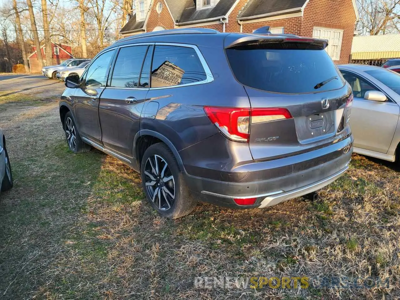 3 Photograph of a damaged car 5FNYF6H93LB022913 HONDA PILOT 2020