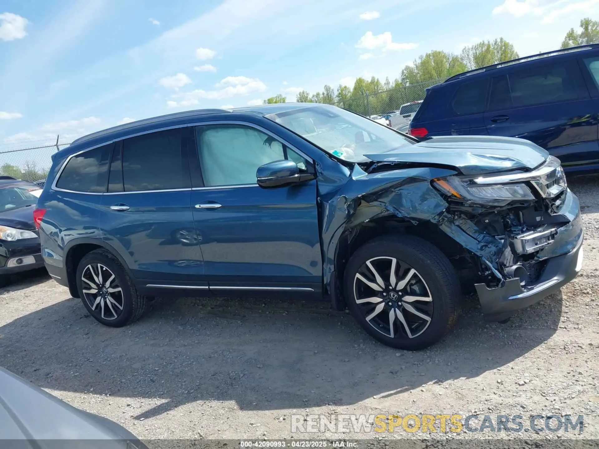 13 Photograph of a damaged car 5FNYF6H93LB034009 HONDA PILOT 2020