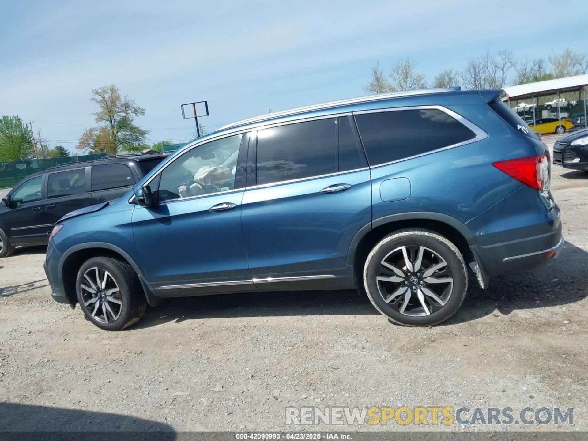 14 Photograph of a damaged car 5FNYF6H93LB034009 HONDA PILOT 2020