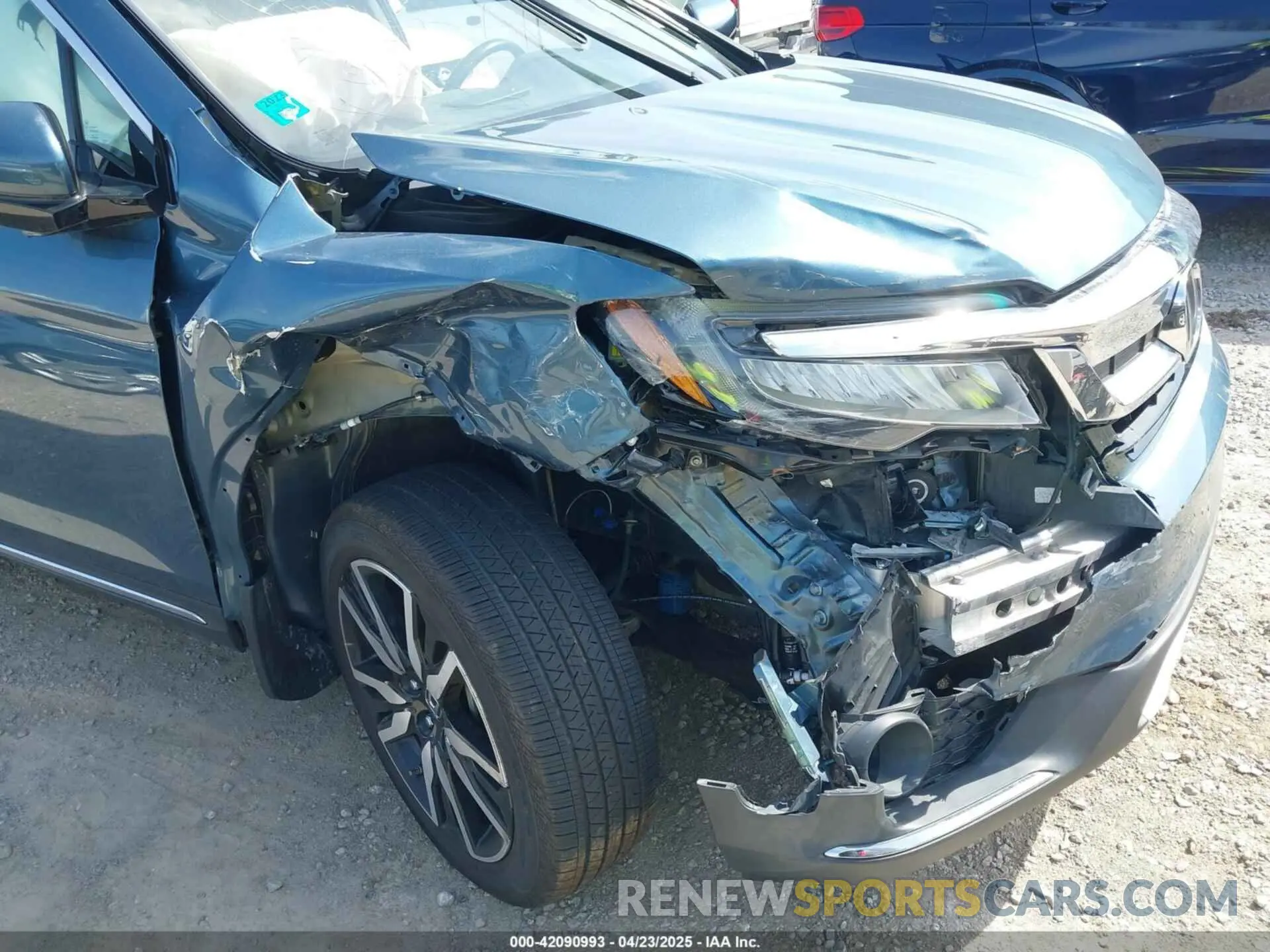 6 Photograph of a damaged car 5FNYF6H93LB034009 HONDA PILOT 2020