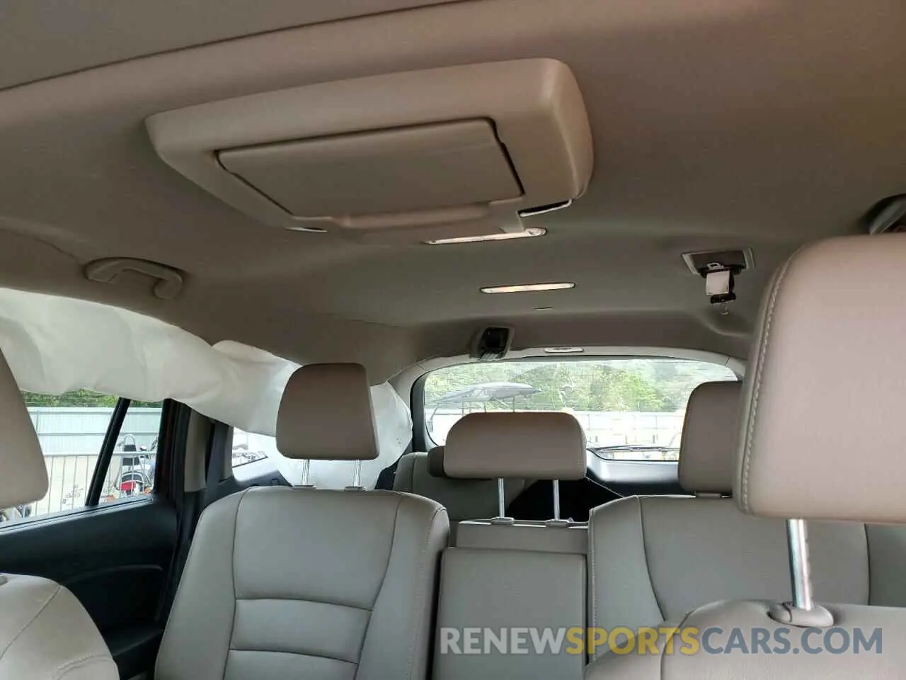 10 Photograph of a damaged car 5FNYF6H95LB043424 HONDA PILOT 2020