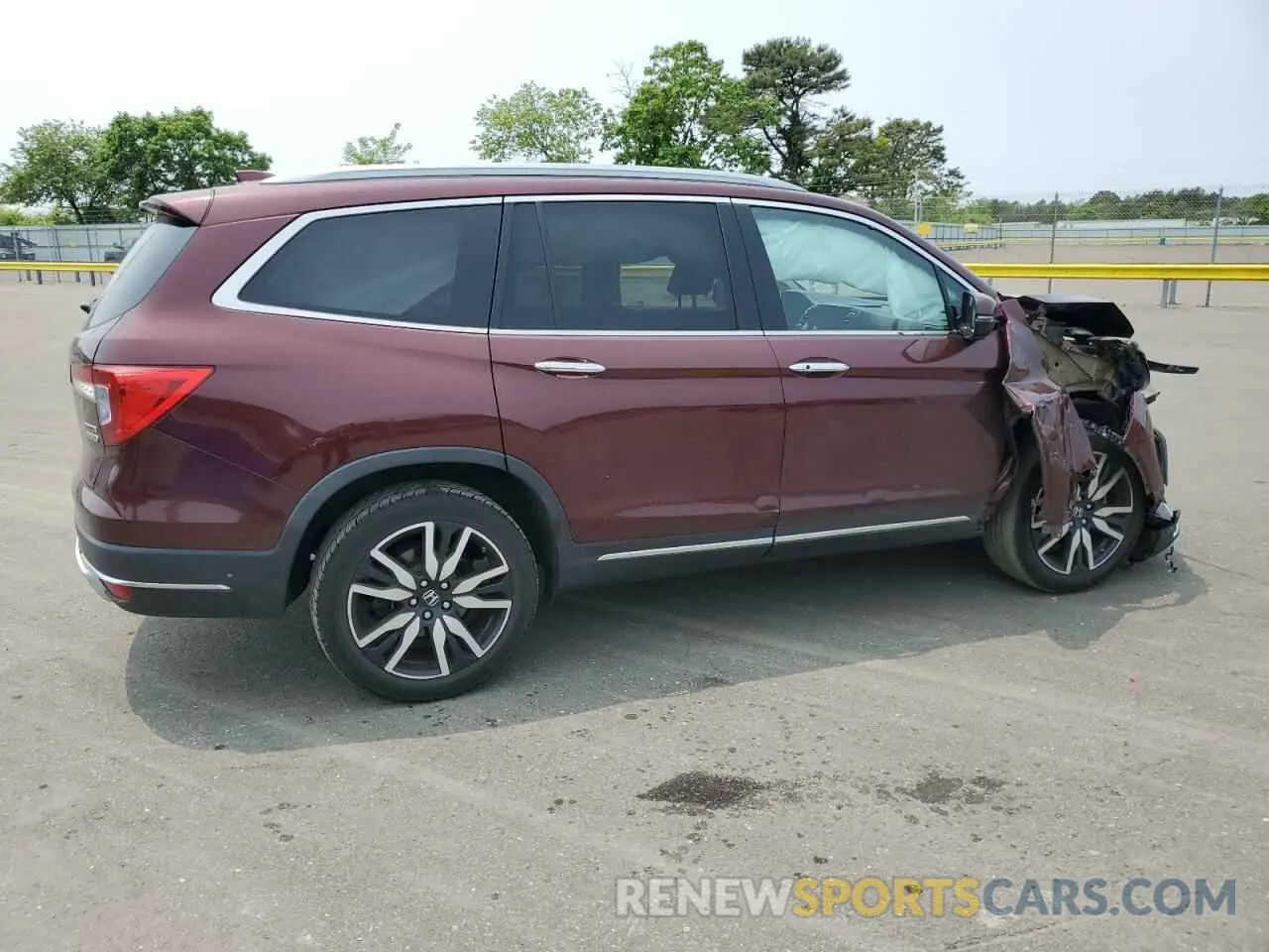 3 Photograph of a damaged car 5FNYF6H95LB043424 HONDA PILOT 2020