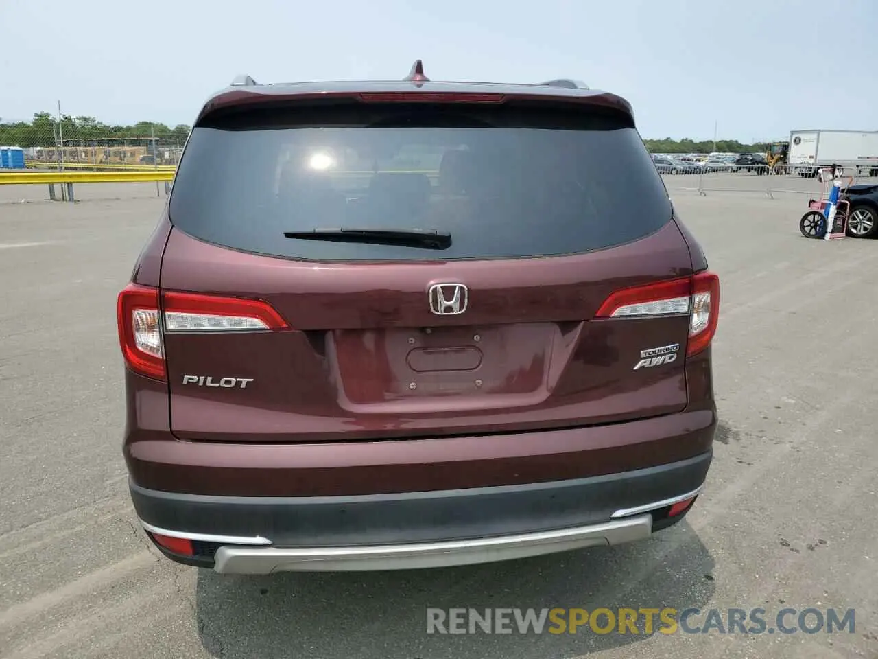 6 Photograph of a damaged car 5FNYF6H95LB043424 HONDA PILOT 2020