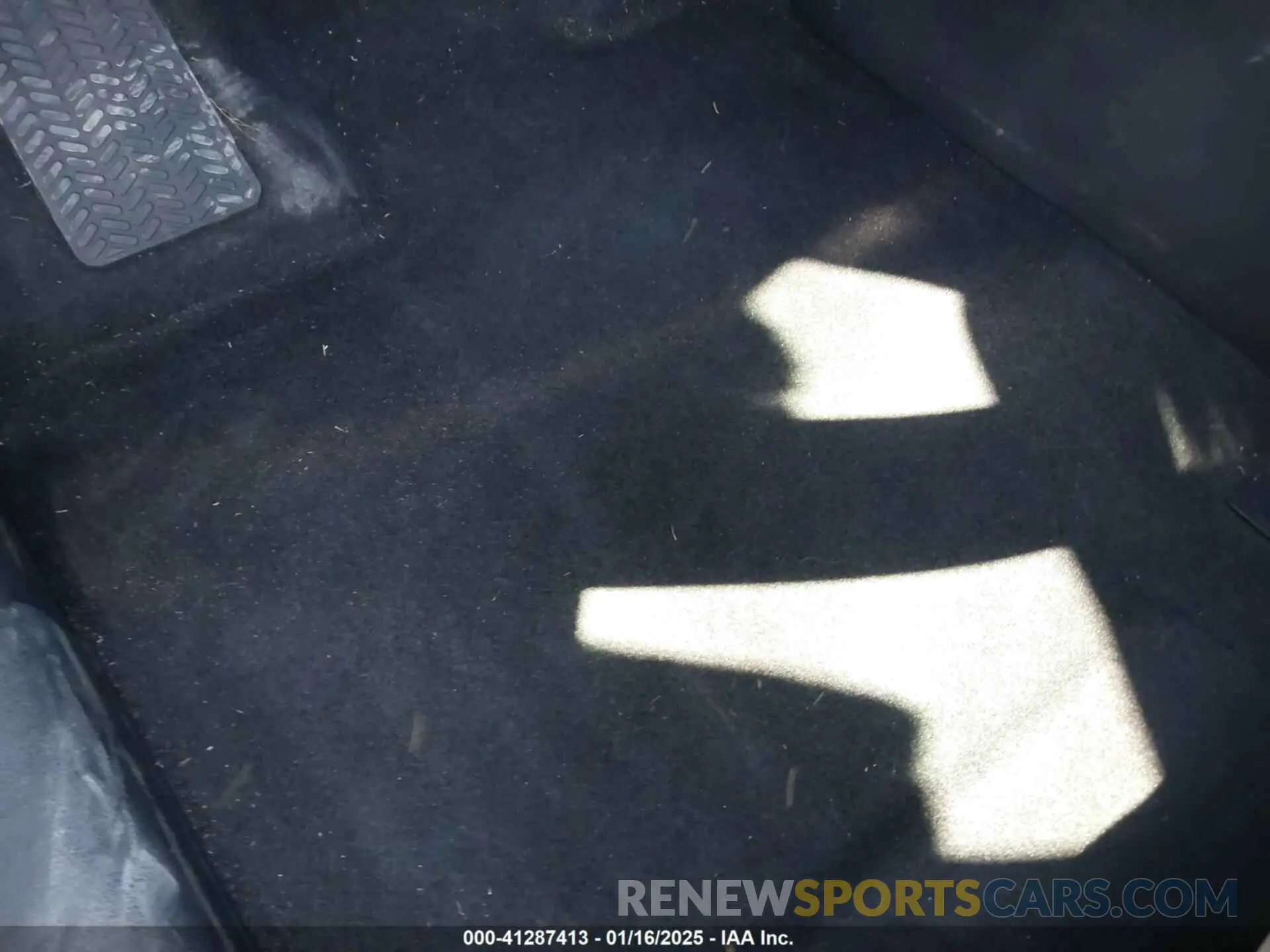 19 Photograph of a damaged car 5FNYF6H97LB004365 HONDA PILOT 2020