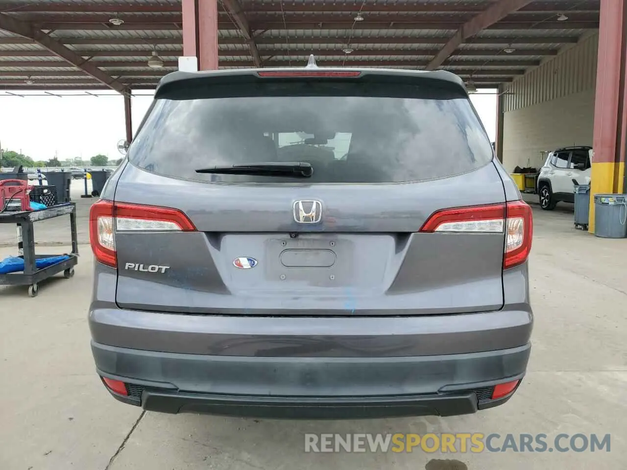 6 Photograph of a damaged car 5FNYF5H16MB008610 HONDA PILOT 2021