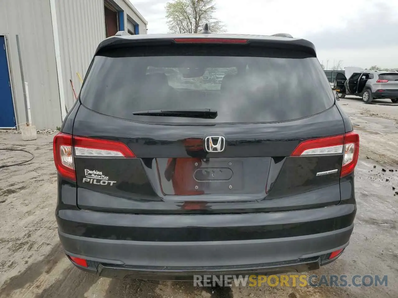 6 Photograph of a damaged car 5FNYF5H20MB005405 HONDA PILOT 2021