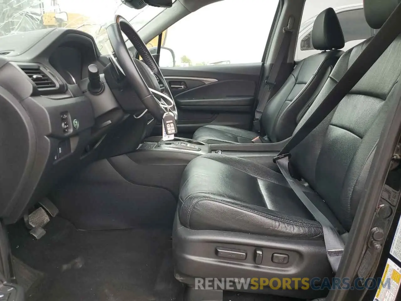 7 Photograph of a damaged car 5FNYF5H20MB005405 HONDA PILOT 2021