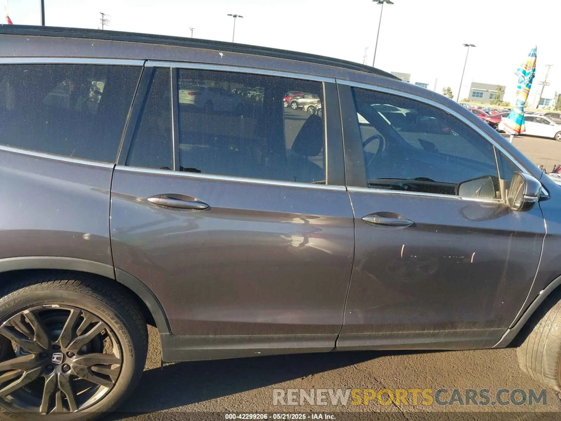 14 Photograph of a damaged car 5FNYF5H20MB017389 HONDA PILOT 2021