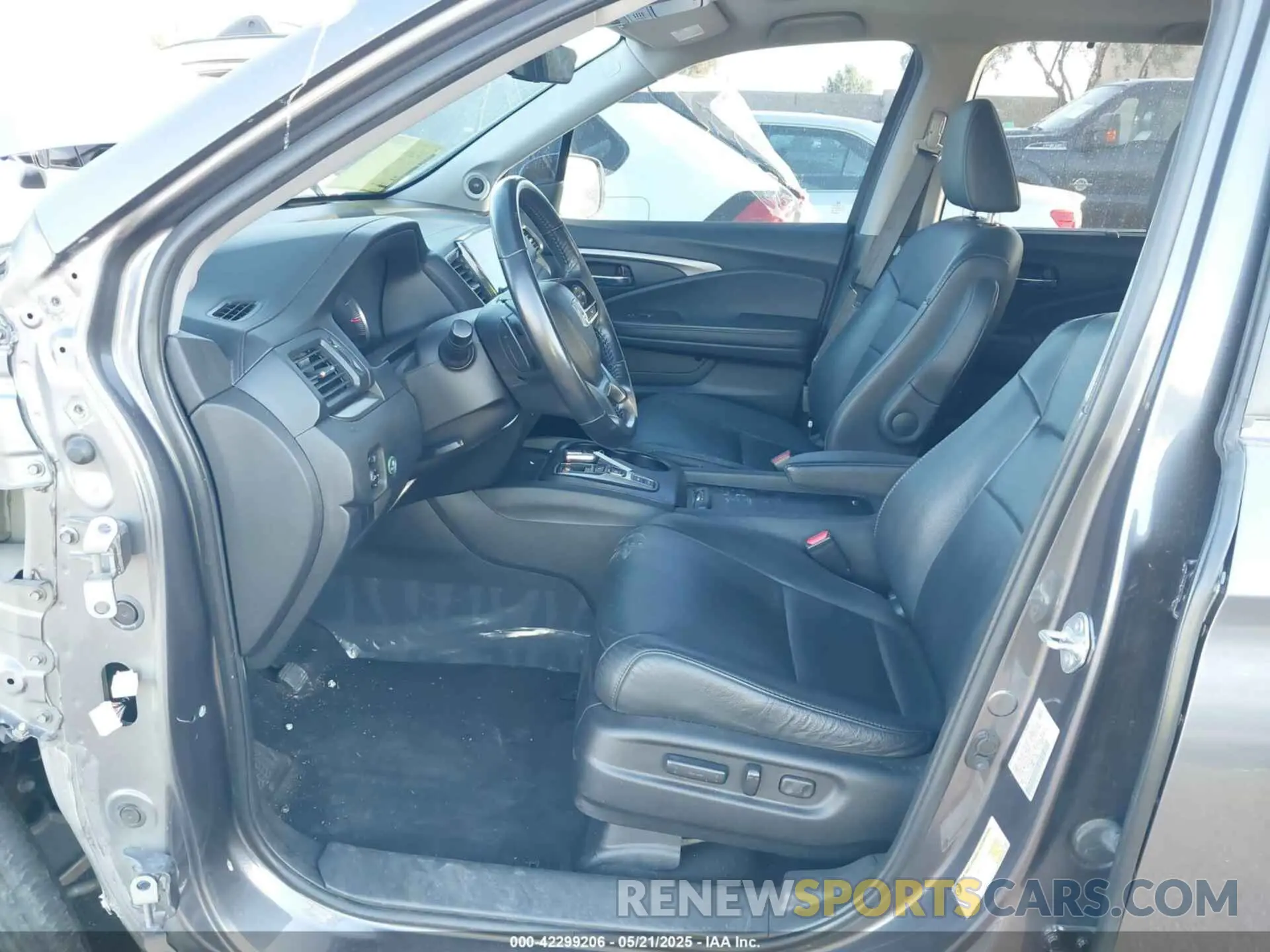 5 Photograph of a damaged car 5FNYF5H20MB017389 HONDA PILOT 2021