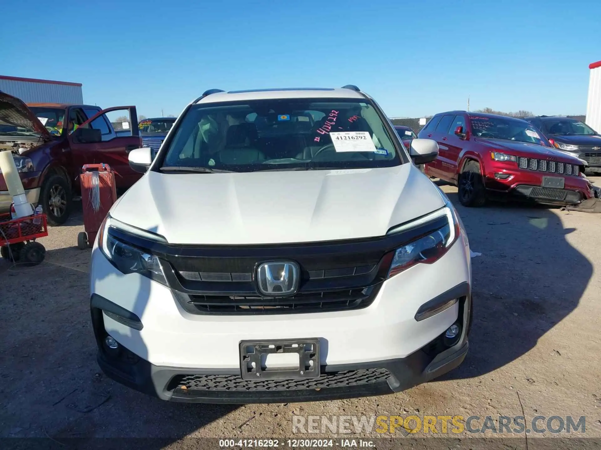 12 Photograph of a damaged car 5FNYF5H20MB045001 HONDA PILOT 2021