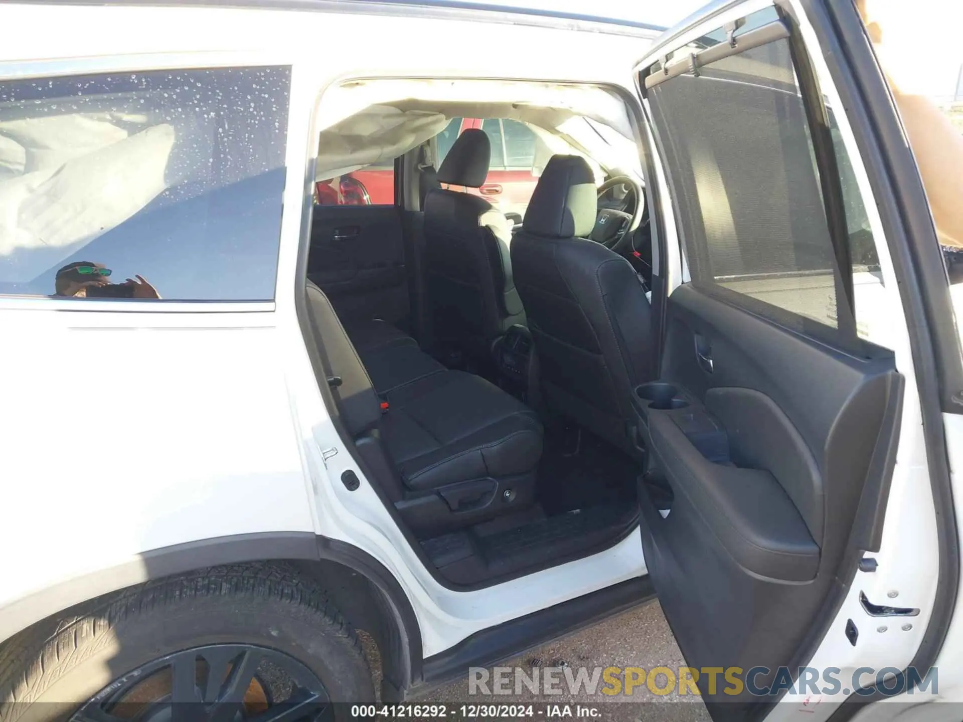 8 Photograph of a damaged car 5FNYF5H20MB045001 HONDA PILOT 2021