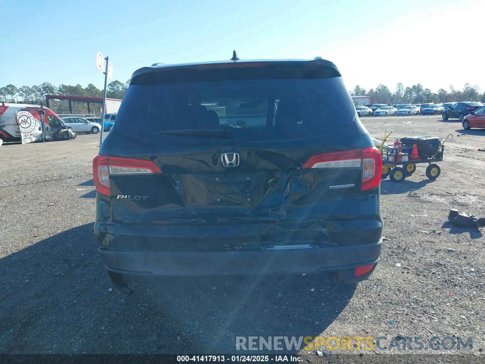 16 Photograph of a damaged car 5FNYF5H22MB007883 HONDA PILOT 2021