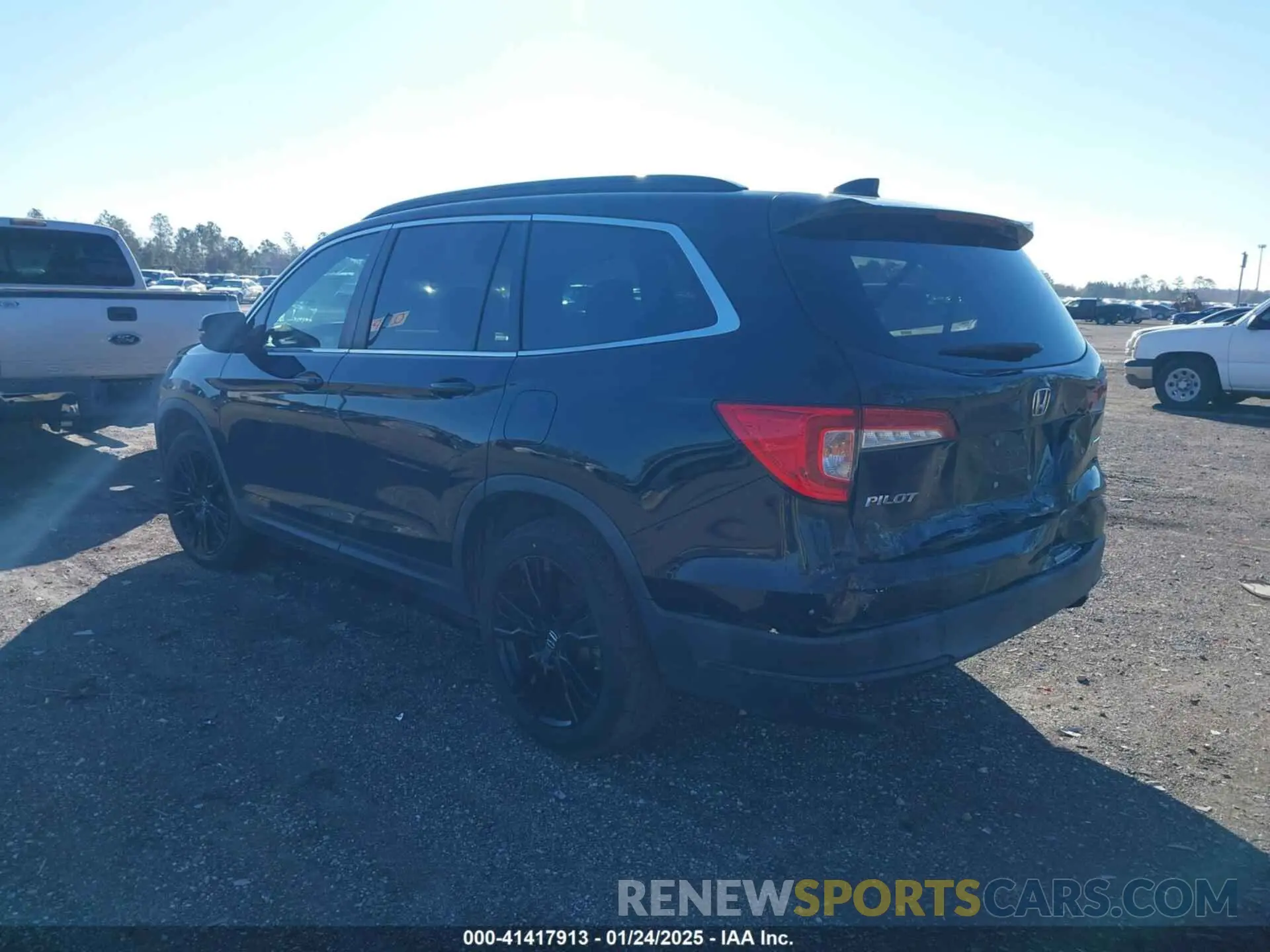 3 Photograph of a damaged car 5FNYF5H22MB007883 HONDA PILOT 2021