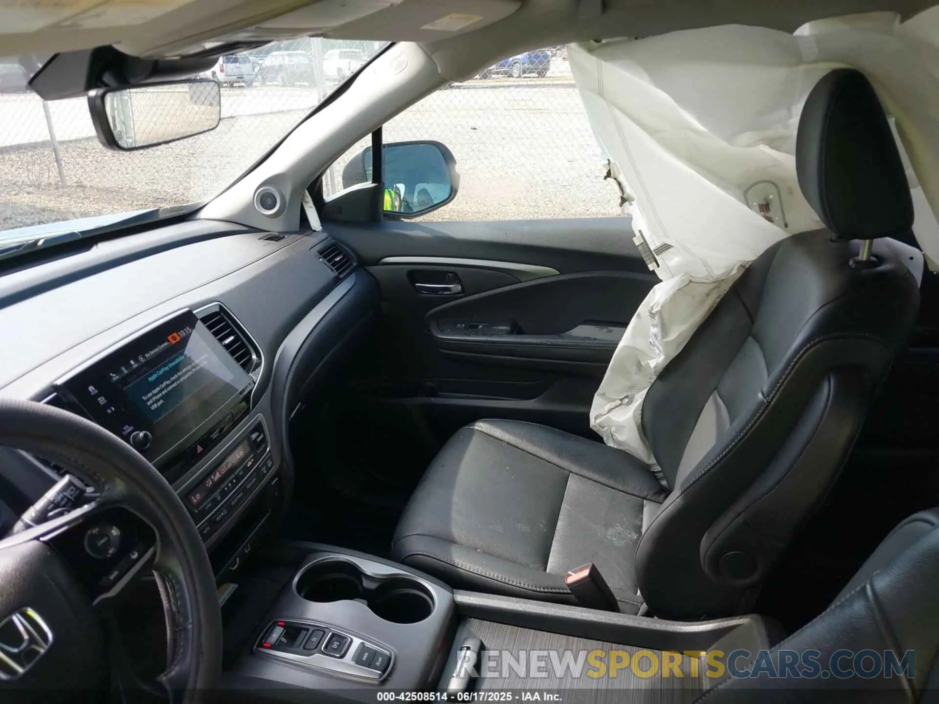5 Photograph of a damaged car 5FNYF5H23MB009819 HONDA PILOT 2021