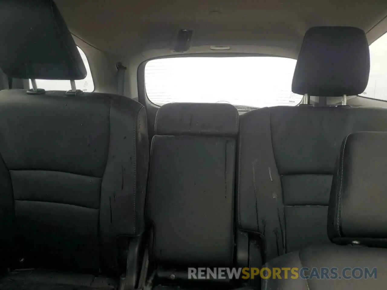 10 Photograph of a damaged car 5FNYF5H24MB043591 HONDA PILOT 2021