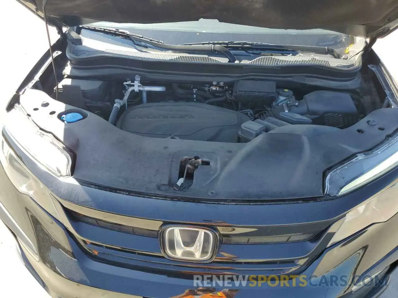 11 Photograph of a damaged car 5FNYF5H25MB006226 HONDA PILOT 2021