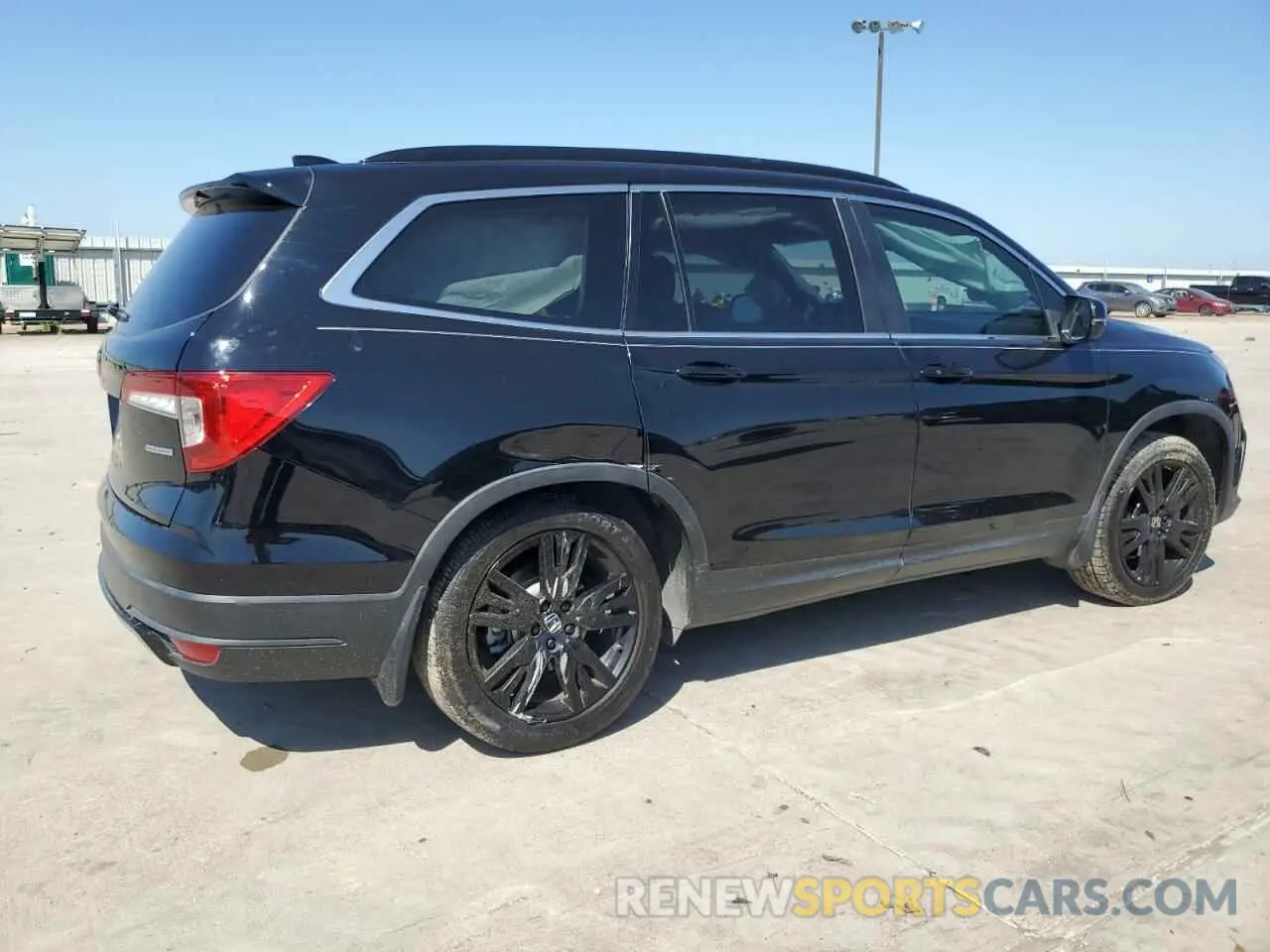 3 Photograph of a damaged car 5FNYF5H25MB006226 HONDA PILOT 2021